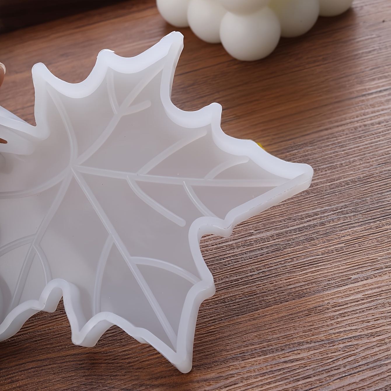 1PC カエデの葉の形をしたシリコンモールド、DIY 石鹸、 - Soap Making Tray のレビューと価格