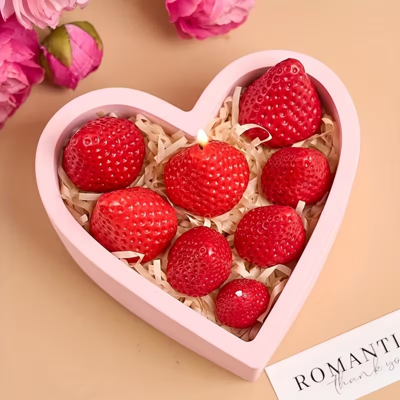 イチゴシリコンキャンドルモールド DIY アロマセラピー石鹸 - Soap Making Tray のレビューと価格